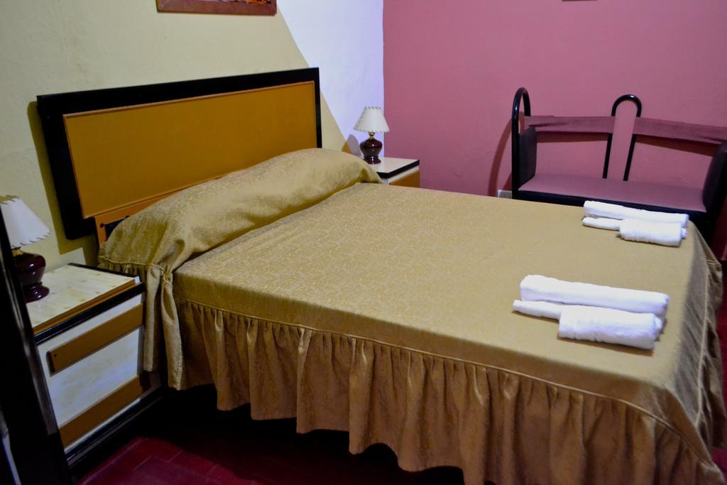 Hotel Casona La Boheme Buenos Aires Kamer foto
