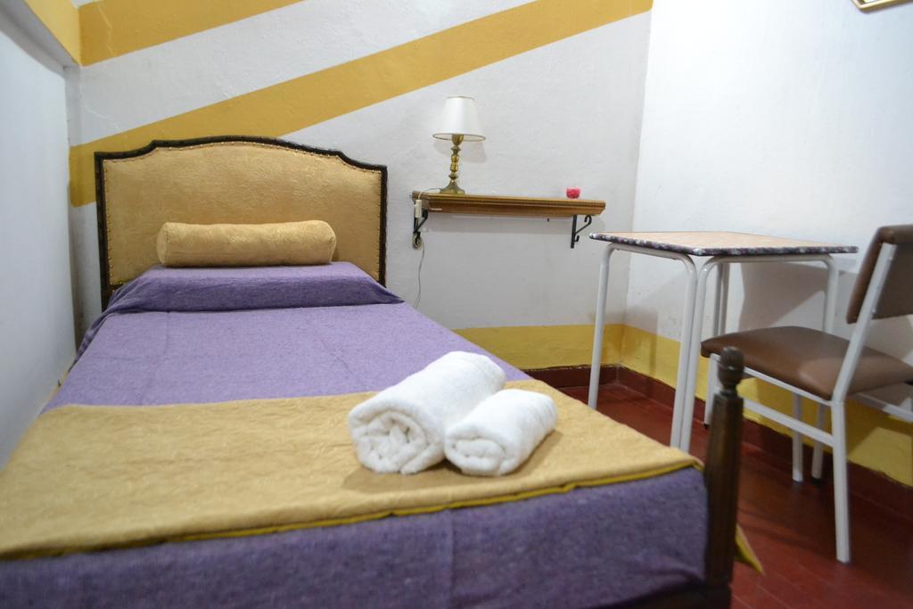 Hotel Casona La Boheme Buenos Aires Kamer foto
